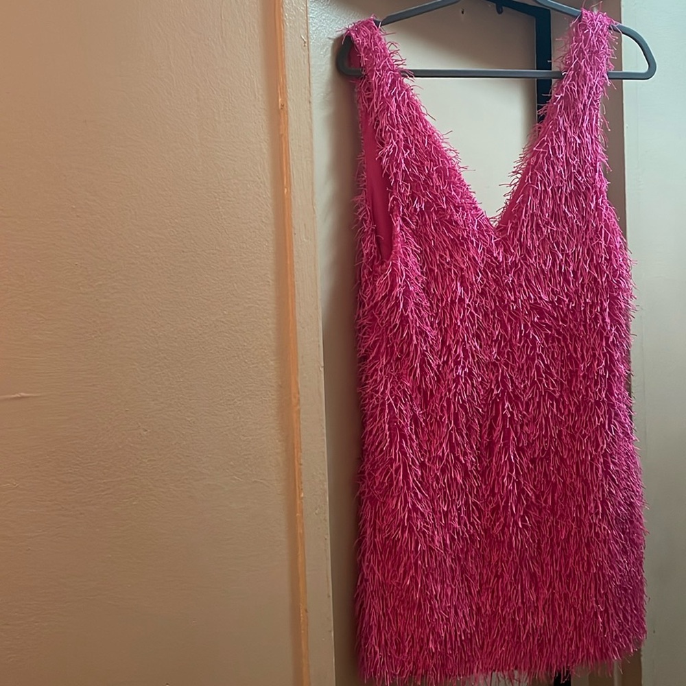 ASOS DESIGN: Pink Feather. Dress Size 8. Brand new